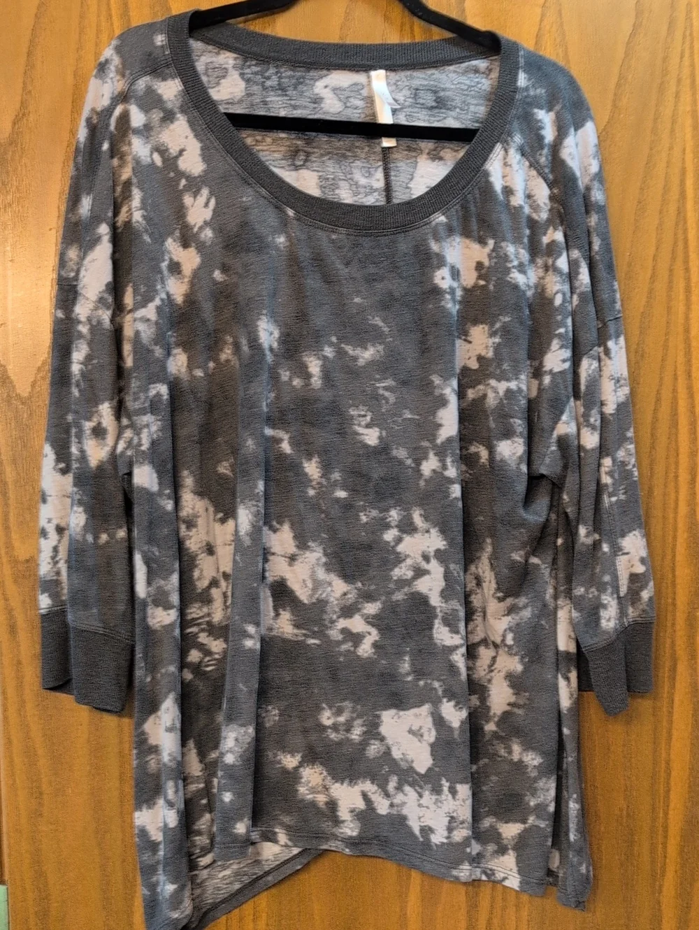 LuLaRoe Grey and Light Grey Tie-Dye Scoop Neck Top